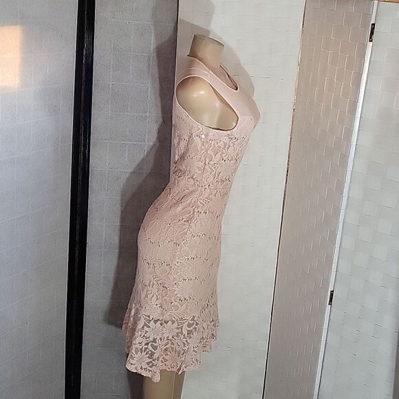 BRAND NEW FLT STUDIO SLEEVELESS BODYCON DRESS WITH RUFFLE HEM - Picture 5 of 13